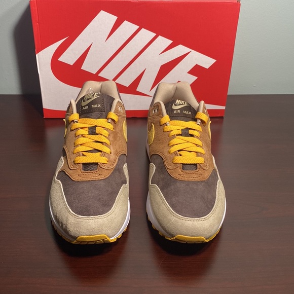 Nike Air Max 1 PRM ‘Ugly Duckling- Pecan’ - Picture 4 of 10